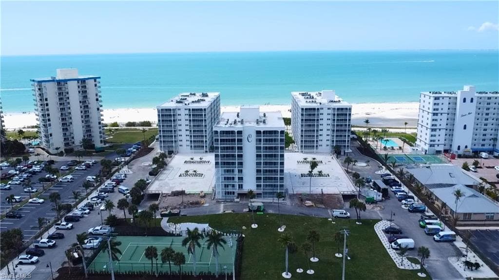 7146 Estero BLVD 816-35