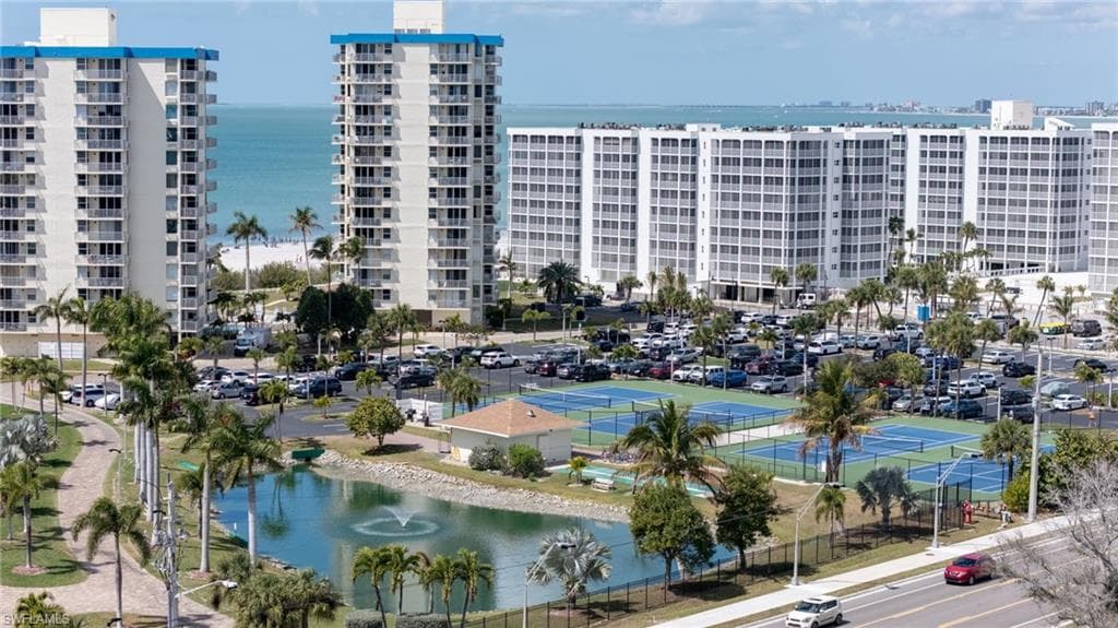 7360 Estero BLVD 403-20
