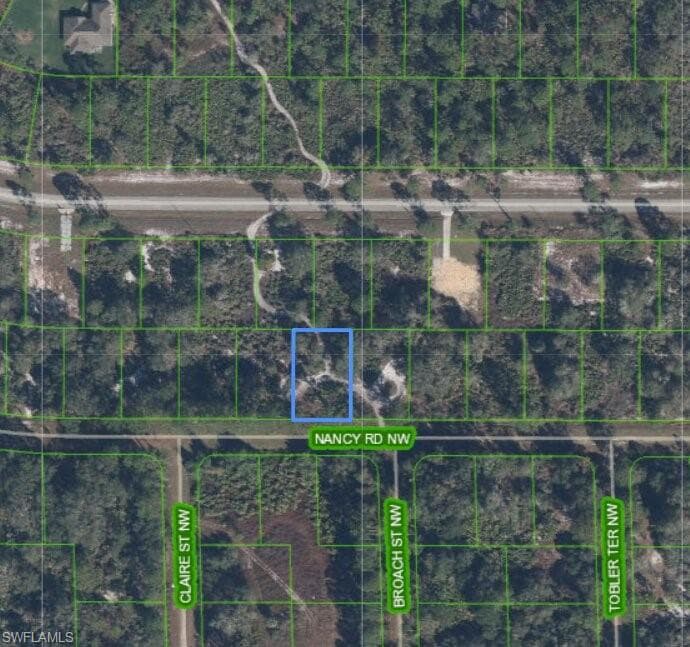 429 Nancy RD NW-4