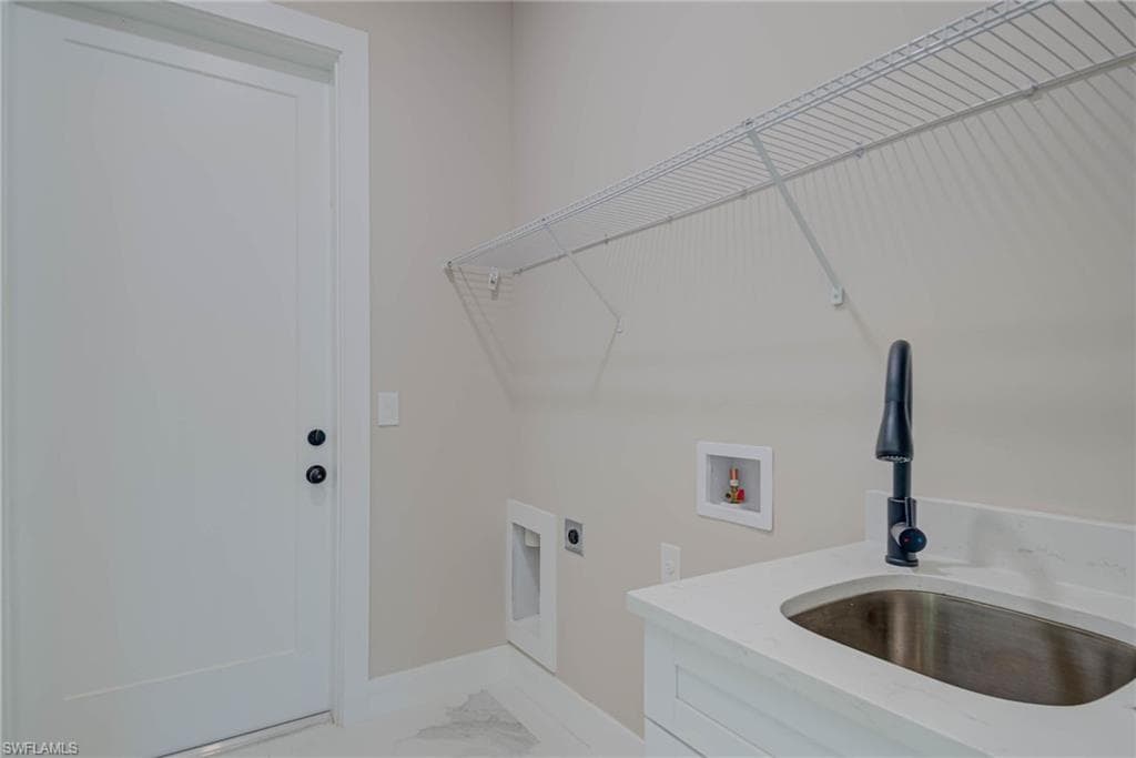 2023 Robert AVE-16