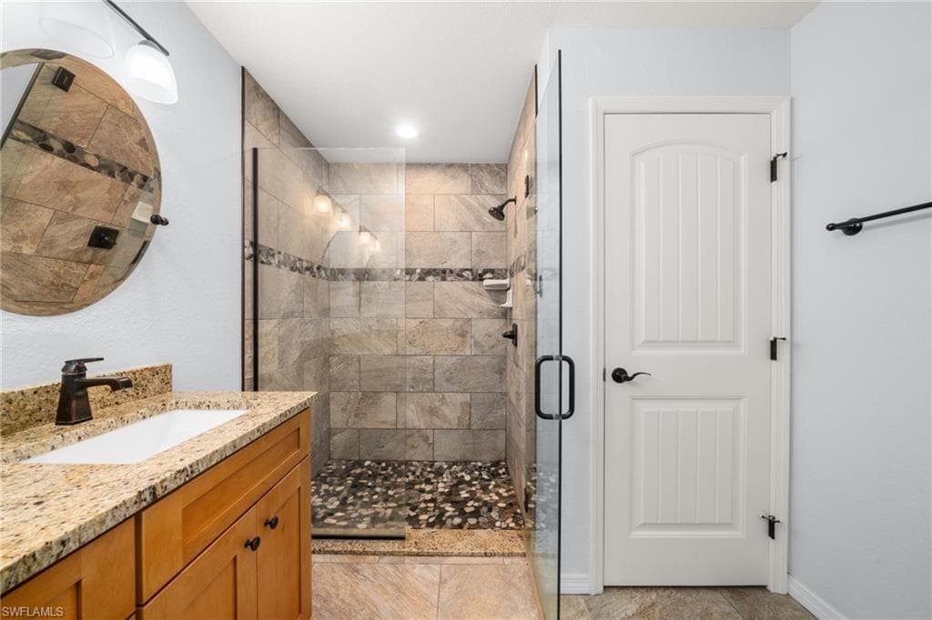 112 Bimini ST NE-29