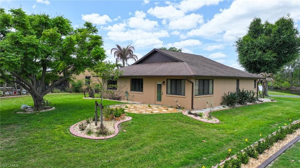 2906 Waterwood DR-35