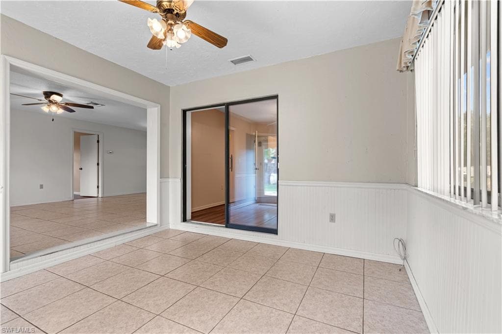 2906 Waterwood DR-19