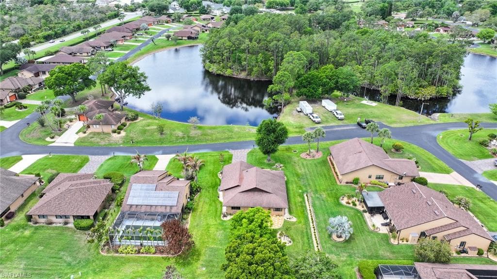 2906 Waterwood DR-37