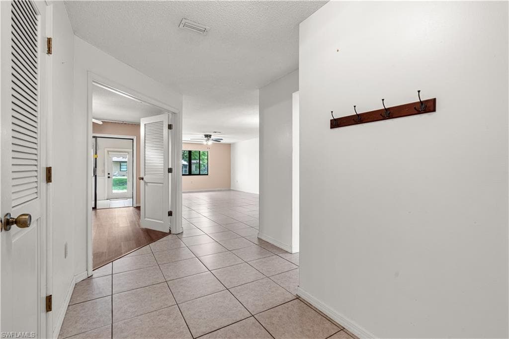 2906 Waterwood DR-13