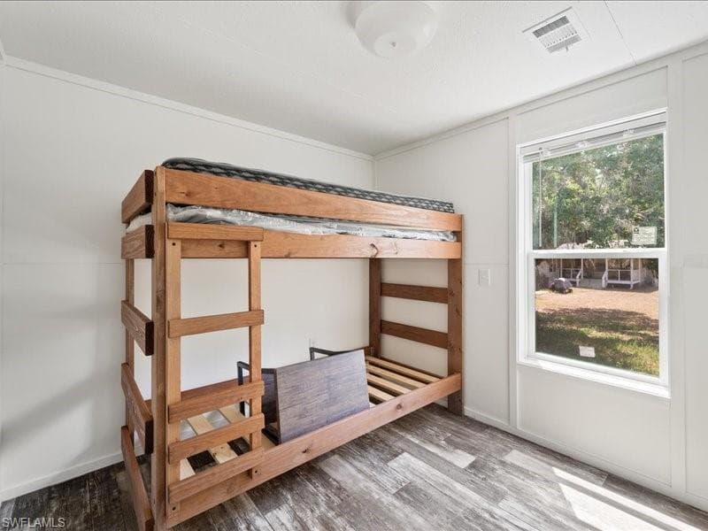 1038 Canopy LN-12