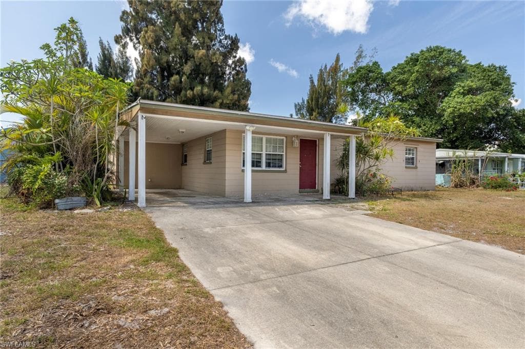 915 Hibiscus LN-1