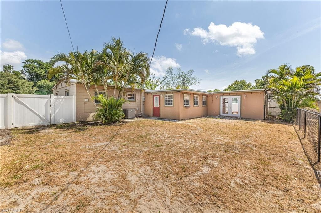 915 Hibiscus LN-10