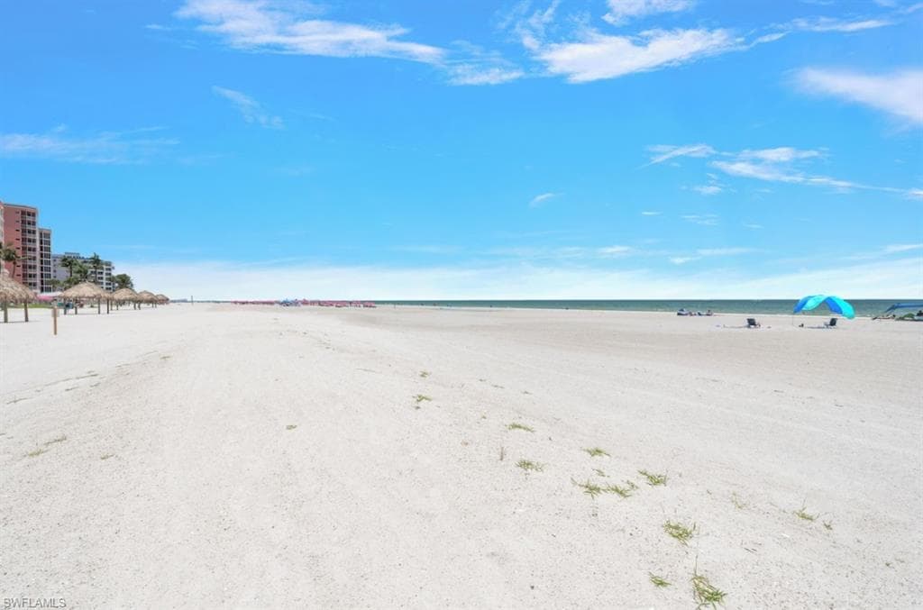 100 Estero BLVD 332-23