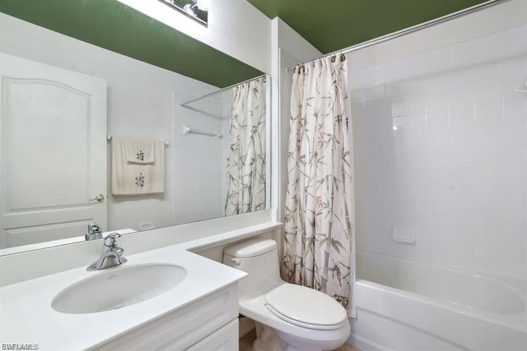 3200 Sea Haven CT 2101-15