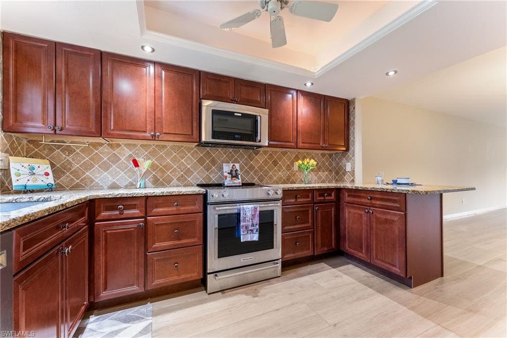 15350 Moonraker CT 305-5