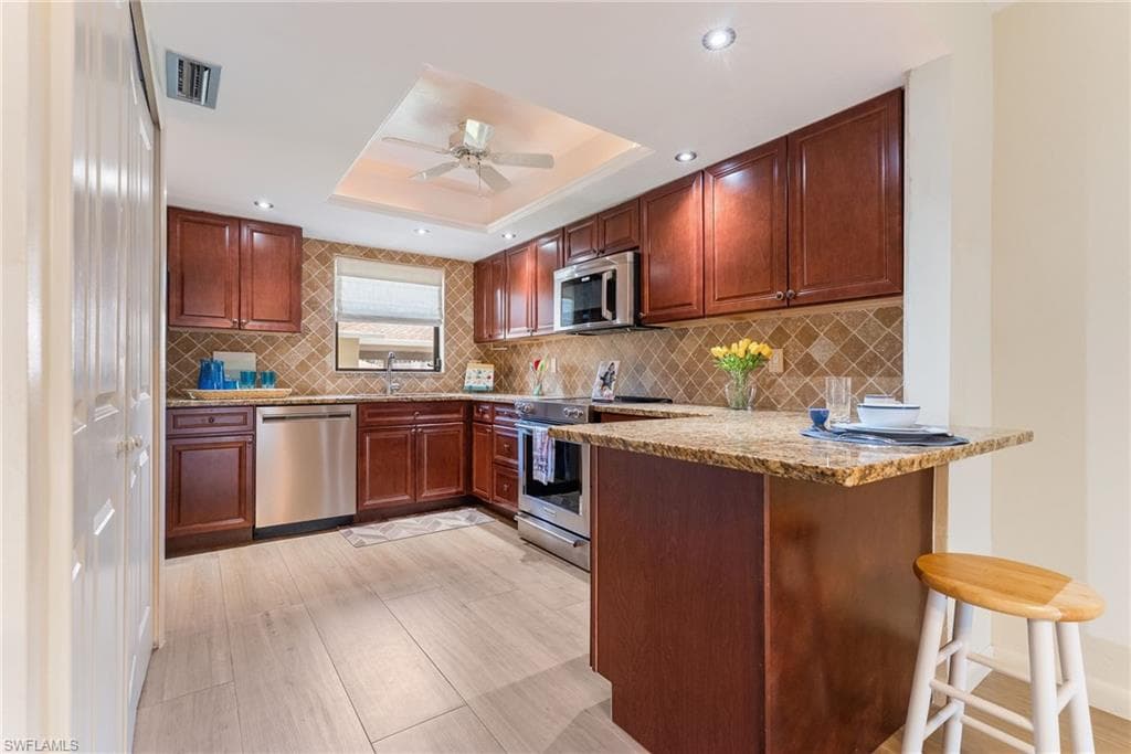 15350 Moonraker CT 305-8