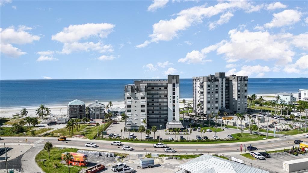 2810 Estero BLVD 511-25