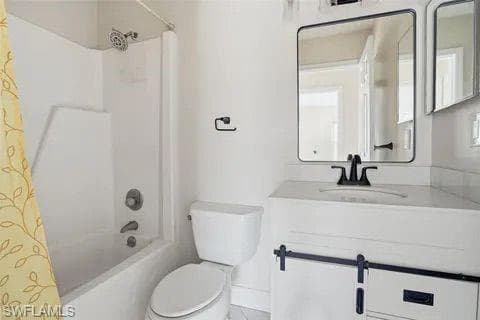5425 Pentail CIR-15
