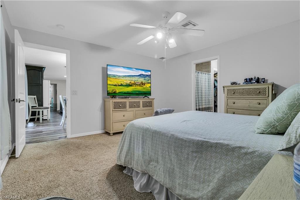 1385 Pine AVE-12